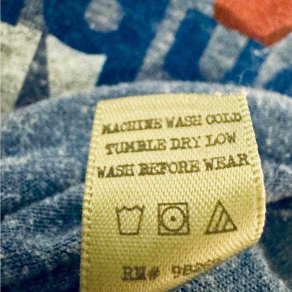 Love Conquers Hate tee! - Picture 8 of 8